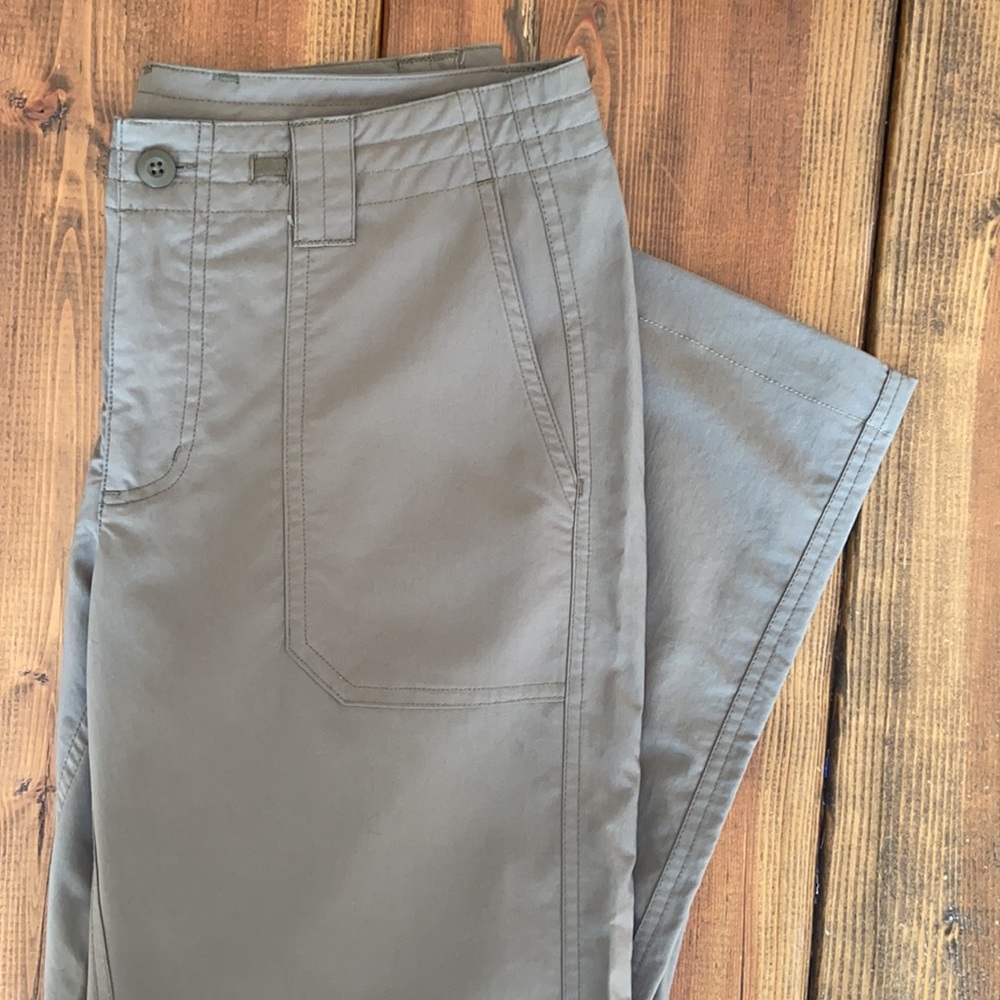 Patagonia Green Hiking Roll Up Pants